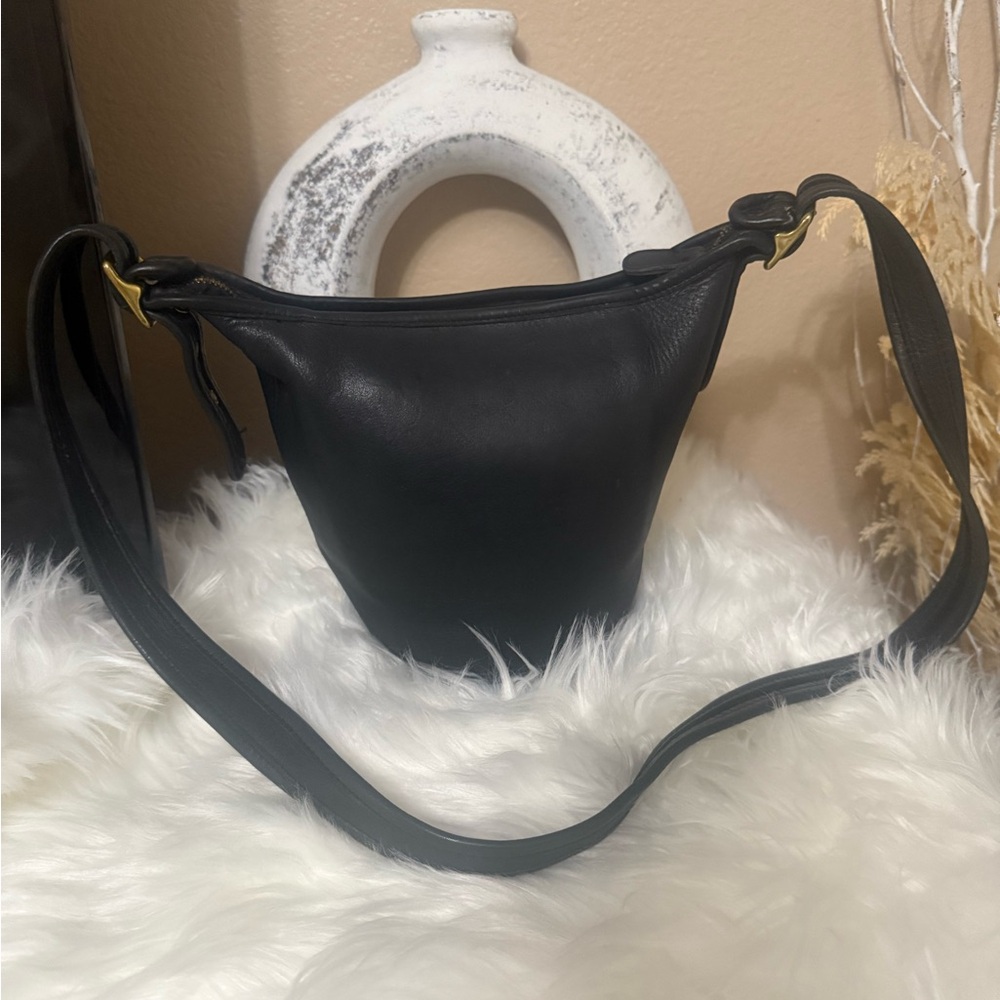Vintage coach  Black Leather Bucket Bag